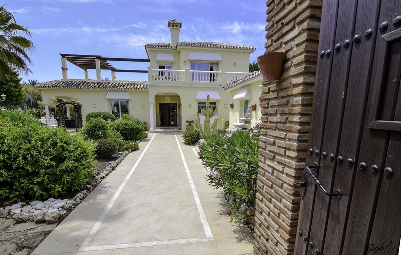 Exterior & Views, Exquisite Villa 50m To Beach, Málaga