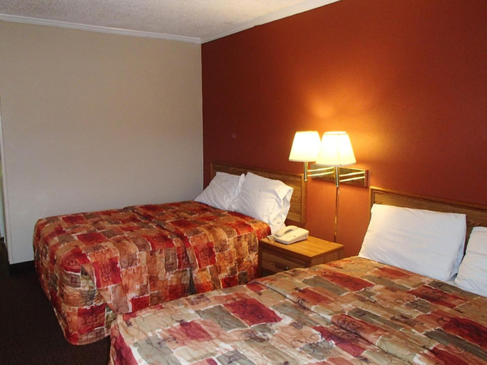Bedroom 4, Sunrise Inn, Calcasieu