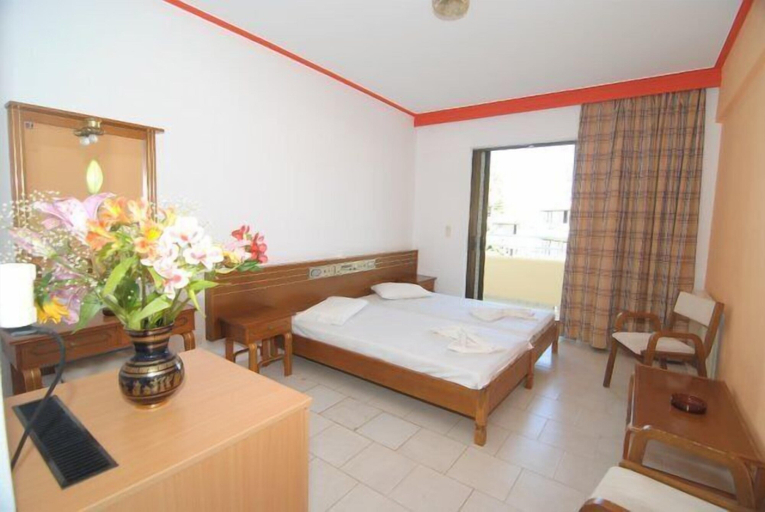 Bedroom 3, Iris Hotel, South Aegean