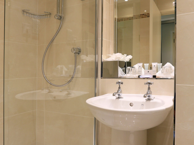 Bathroom 3, Macdonald Aviemore Highland Hotel, Highland
