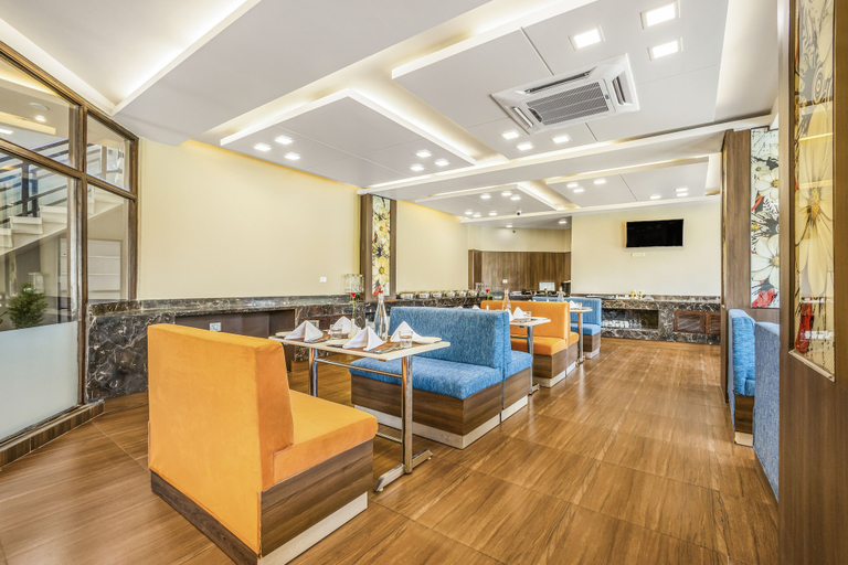Food & Drinks 5, The Vaishnodevi Sarovar Portico, Reasi