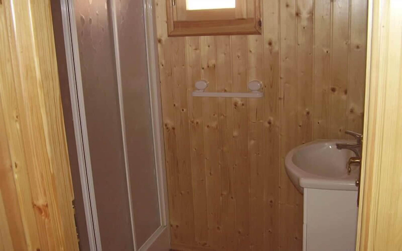 Bathroom 4, Camping Pont d'Ardaix, Lleida