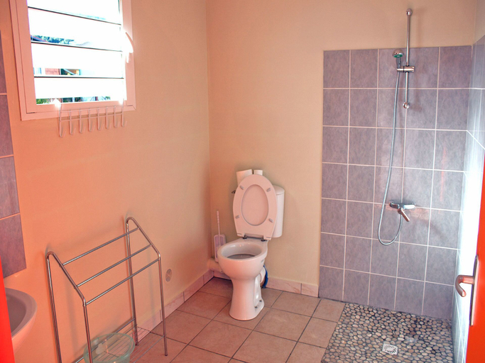 Bathroom 5, GITE HOTEL LA CAZ DES ORANGERS, Saint-Paul