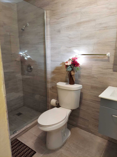 Bathroom 3, Hospedaje Primavera