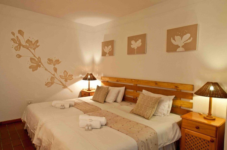 Bedroom 3, Woodpecker Inn, Uthungulu