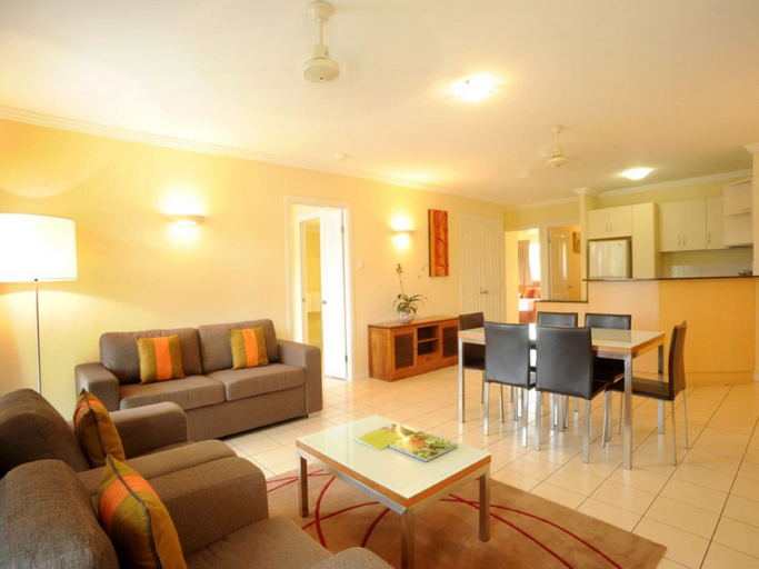 Bedroom 3, Bay Village Tropical Retreat & Apartments, Cairns