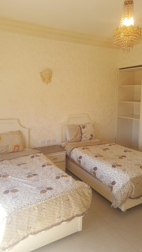 Bedroom 2, AlKhaleej Hotel Apartments, Salt