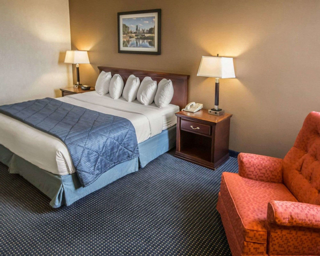 Bedroom 3, Quality Inn Schaumburg - Chicago near the Mall, Cook