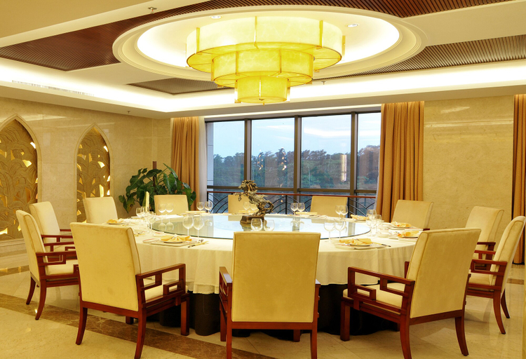 Food & Drinks 4, Conifer Garden Hotel, Haikou