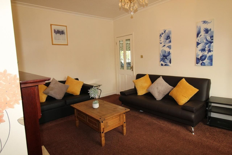 Others 5, Dryden House, Derbyshire