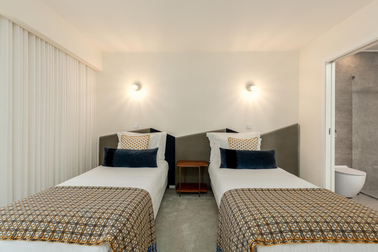 Room 4, RA - Santa Catarina in Oporto, Porto
