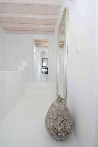 Others 5, Villa Pearl, South Aegean