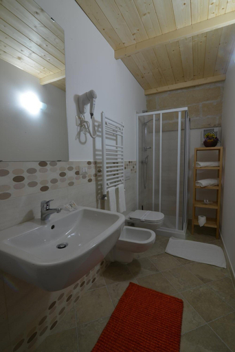 Bathroom 4, Il Nespolo Sassi Affittacamere, Matera