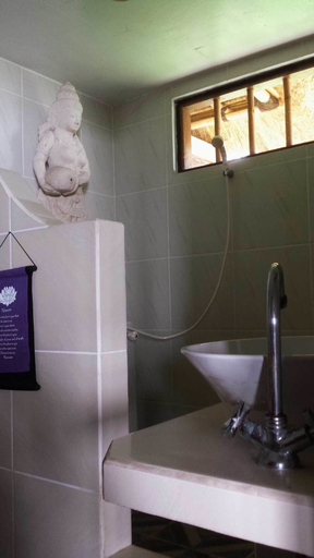 Bathroom 4, Om Shanti Cottages, Karangasem