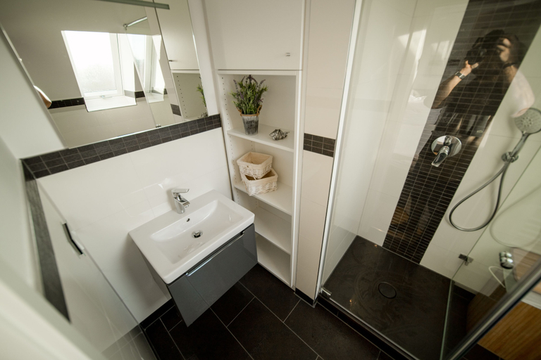 Bathroom 4, Himmelreich, Nordfriesland
