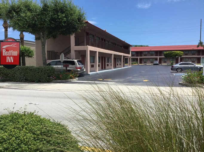 Exterior & Views 1, Redfinn Inn, Saint Lucie