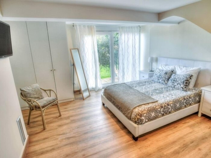 Bedroom 2, Casa Eva Pals, Girona