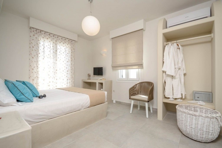 Bedroom 3, Plaka Collection, South Aegean