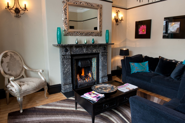 Others 5, The Grafton, North Yorkshire