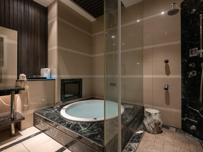 Bathroom 3, Leesing Motel, Kaohsiung