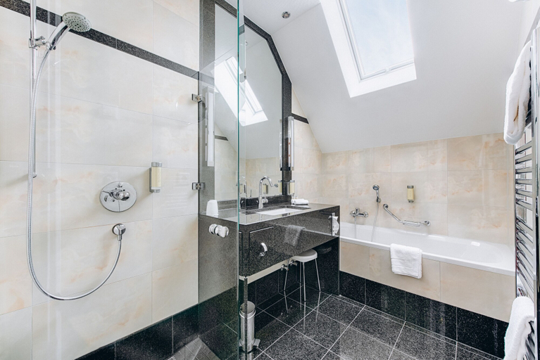 Bathroom 4, Hotel Moosburger Hof, Pfaffenhofen an der Ilm