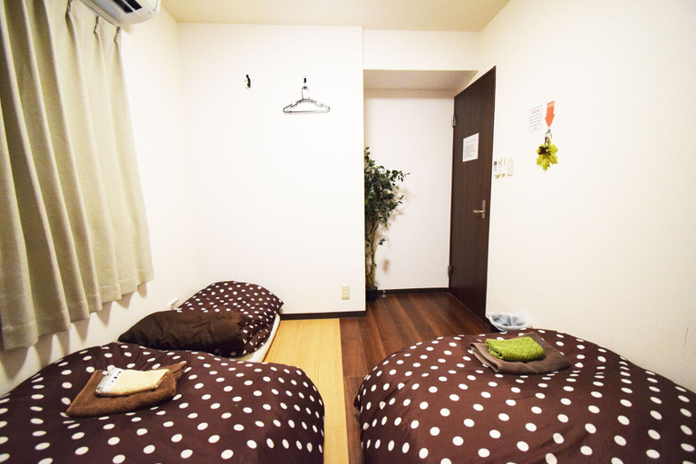 Others 5, Start One Home Senzoku A, Taitō