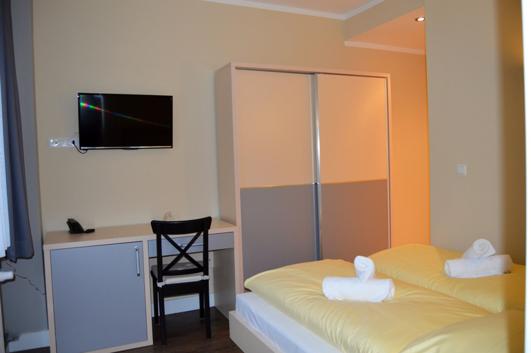 Bedroom 3, Hotel Jeta, Hamburg