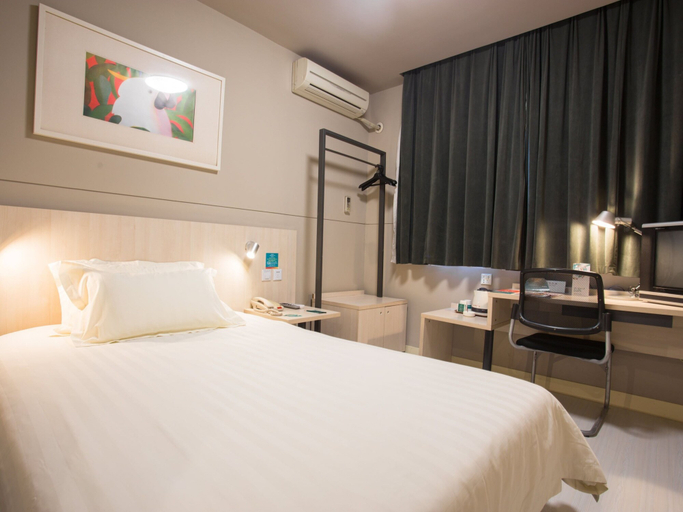 Bedroom 3, Jinjiang Inn Select (Fanchang RT-Mart Business Square), Wuhu
