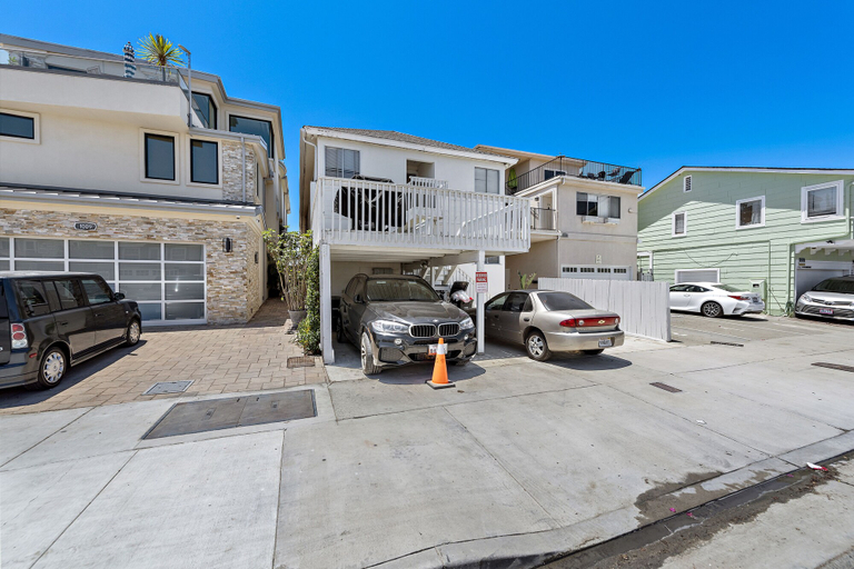 Exterior & Views 2, Balboa Condos by ELVR, Orange