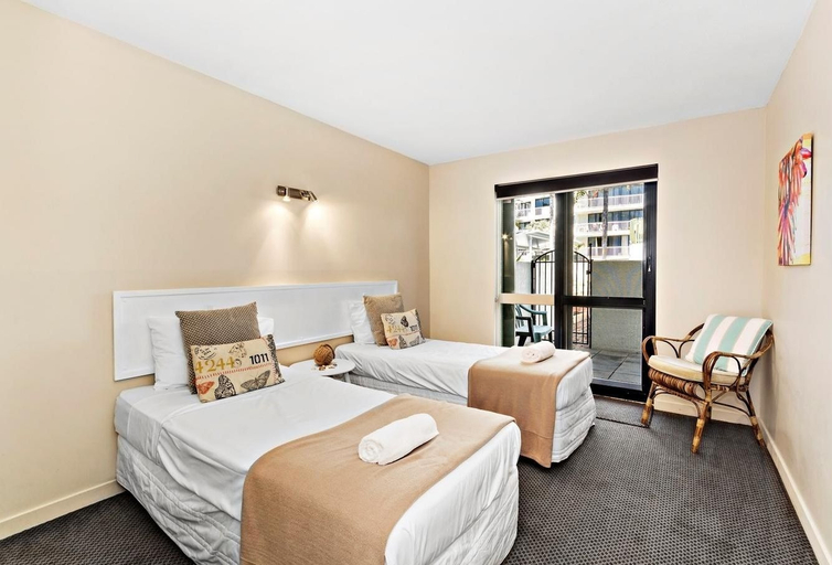 Bedroom 3, Camargue Beachfront Apartments, Maroochy - Maroochydore