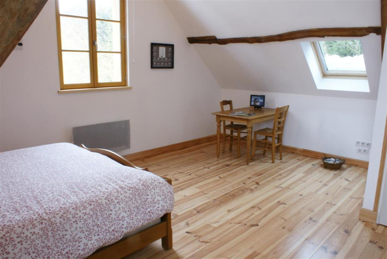 Bedroom 3, La Grange, Somme