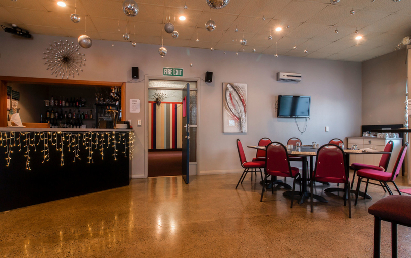 Food & Drinks 4, Masonic Hotel, Palmerston North