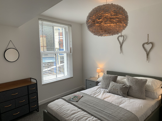Bedroom 4, Charming Apartment Ilfracombe, Central Location, Devon