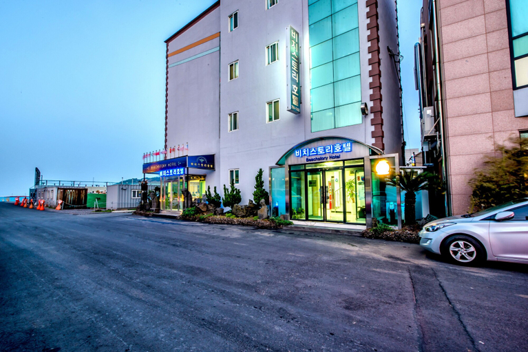 Exterior & Views 2, Beach Story Hotel, Jeju
