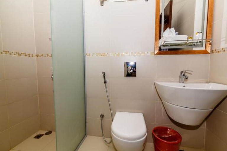 Bathroom 3, Medhal Hotel Apartments, Jeddah