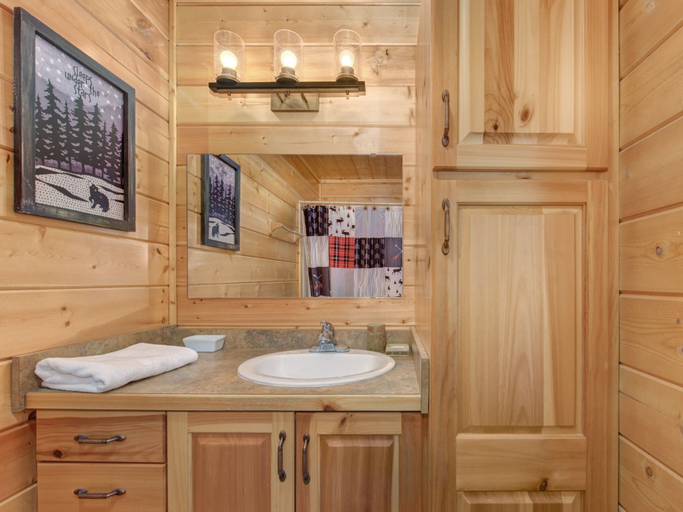 Bathroom 4, Alexas Hideaway by Jackson Mountain Rentals, Sevier