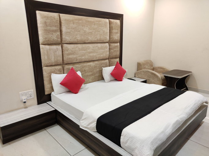 Bedroom 3, Sai Krishna Resort Garden, Hoshangabad