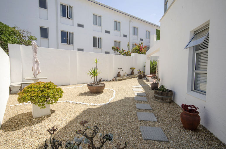 Exterior & Views 2, Small Bay Guest House, City of Cape Town