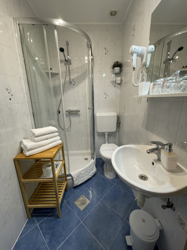 Bathroom 3, House Marija B&B, Plitvička Jezera
