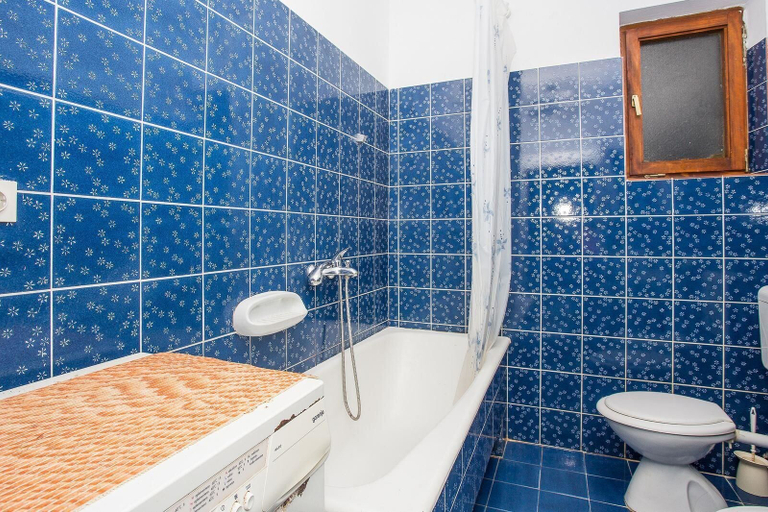 Bathroom 4, Apartments and Rooms Mlacović, Lopar/Supetarska Draga