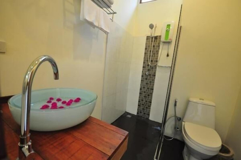 Bathroom 3, AmaresA Resort & Skybar, Ko Phangan