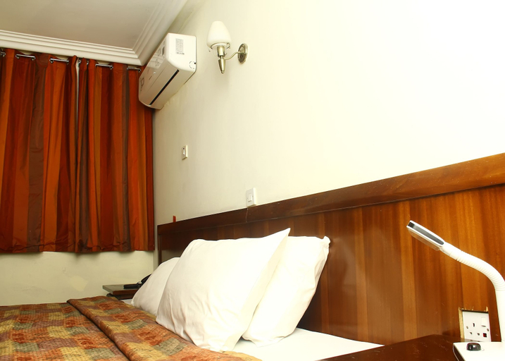 Bedroom 2, Stadium Hotel, Kumasi
