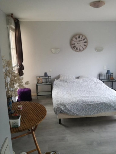Bedroom 2, Cluny clos fleury, Saône-et-Loire