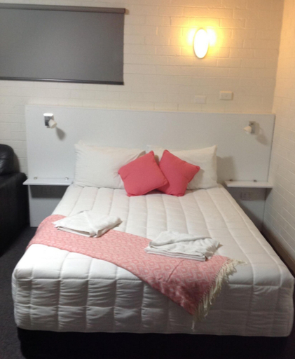 Bedroom 3, Avlon Gardens Motel - Ballina, Ballina