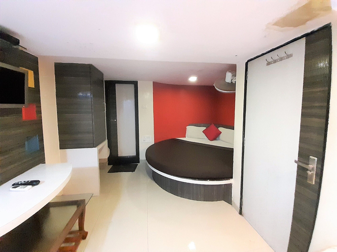 Bedroom 1, Hexa Relax Stay, Mumbai Suburban