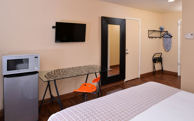 Bedroom 3, Valued Stay Madison, Dane
