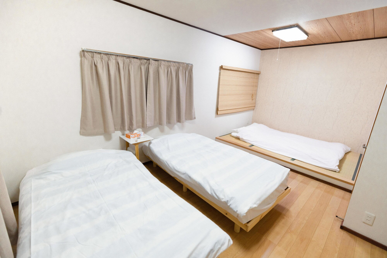 Bedroom 2, Tennoji Family Homes, Osaka