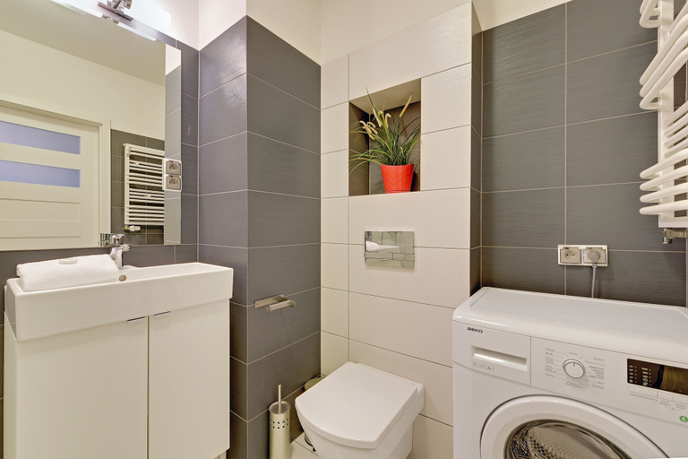 Bathroom 4, Apartinfo Chmielna Park Apartments, Gdańsk City