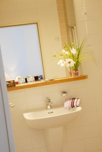 Bathroom 5, Altstadthotel Meppen, Emsland