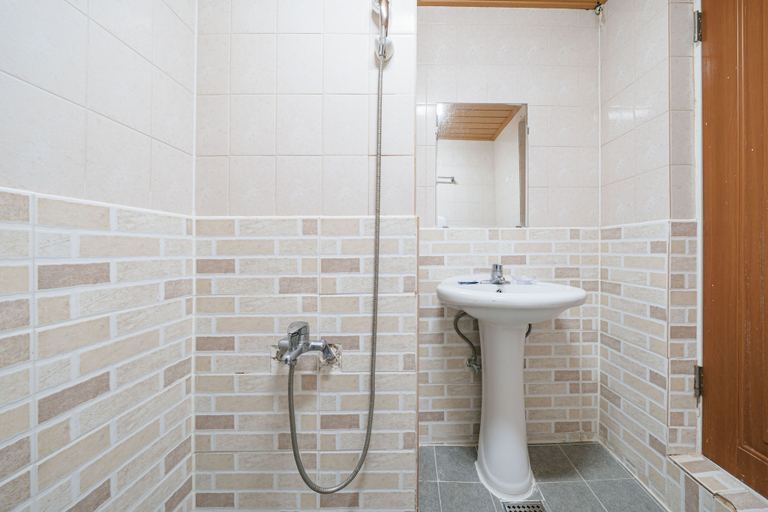 Bathroom 4, Jeju Miracle Hotel, Jeju
